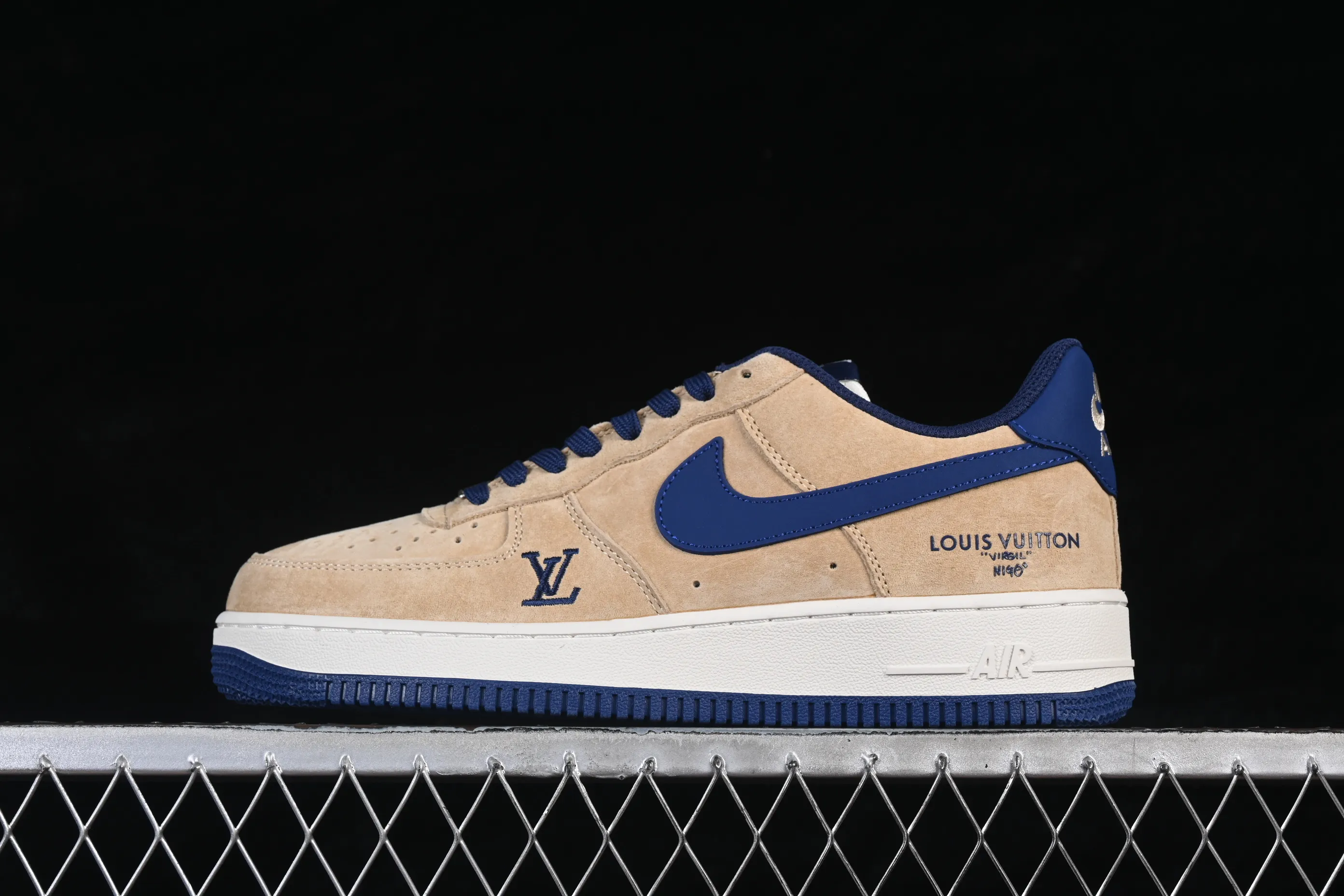 All Categories Nk Air Force 1 Air Force Series Nk Air Force 1 Low Air Force Low Nike Air Force 1'07 Low Joint Sand Brown Navy Air Force One Low Casual Shoes FQ3545-300